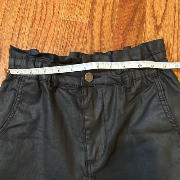 woman’s Black high waist buggy pants size 2 - Picture 7 of 8